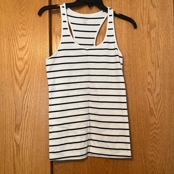 Ana cotton tank top size medium - Picture 1 of 3